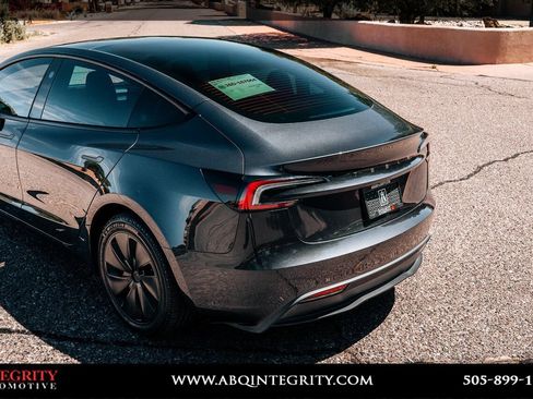 Used 2024 Tesla Model 3 Standard Range RWD image 12