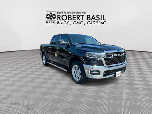 Used 2026 RAM 1500 Big Horn AWD/4WD image 2