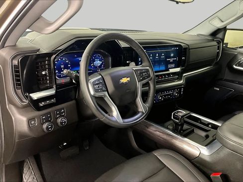 Used 2023 Chevrolet Silverado 1500 LTZ w/ LTZ Premium Texas Edition AWD/4WD image 17