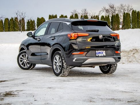 Used 2022 Buick Encore GX Essence w/ Experience Buick Package image 10