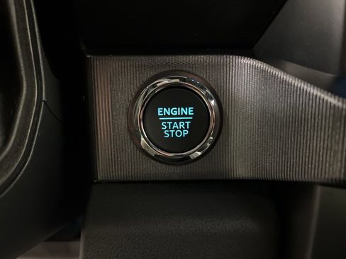 New 2025 Ford F250 Platinum image 19