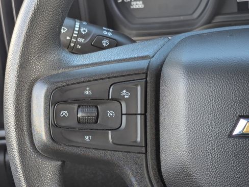 Certified 2022 Chevrolet Silverado 1500 Custom image 23