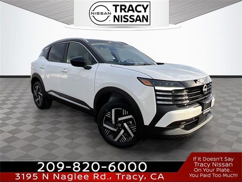 New 2026 Nissan Kicks SV image 1