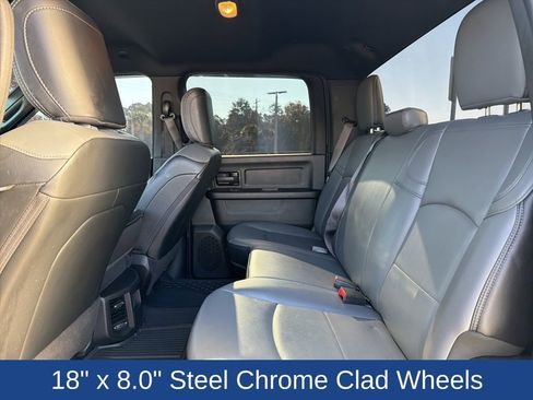 Used 2021 RAM 2500 Tradesman w/ Chrome Appearance Group image 12