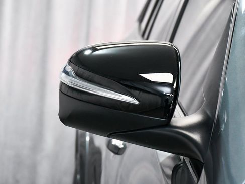 Used 2024 Mercedes-Benz GLS 63 AMG 4MATIC image 79