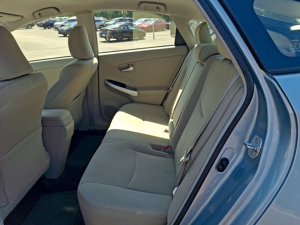 Used 2013 Toyota Prius Two FWD image 12