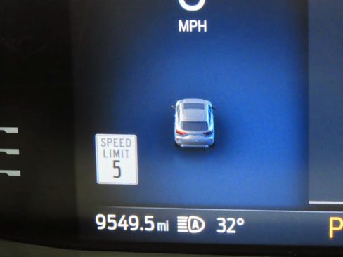 Used 2024 Ford Escape ST-Line w/ Tech Pack #1 FWD image 10