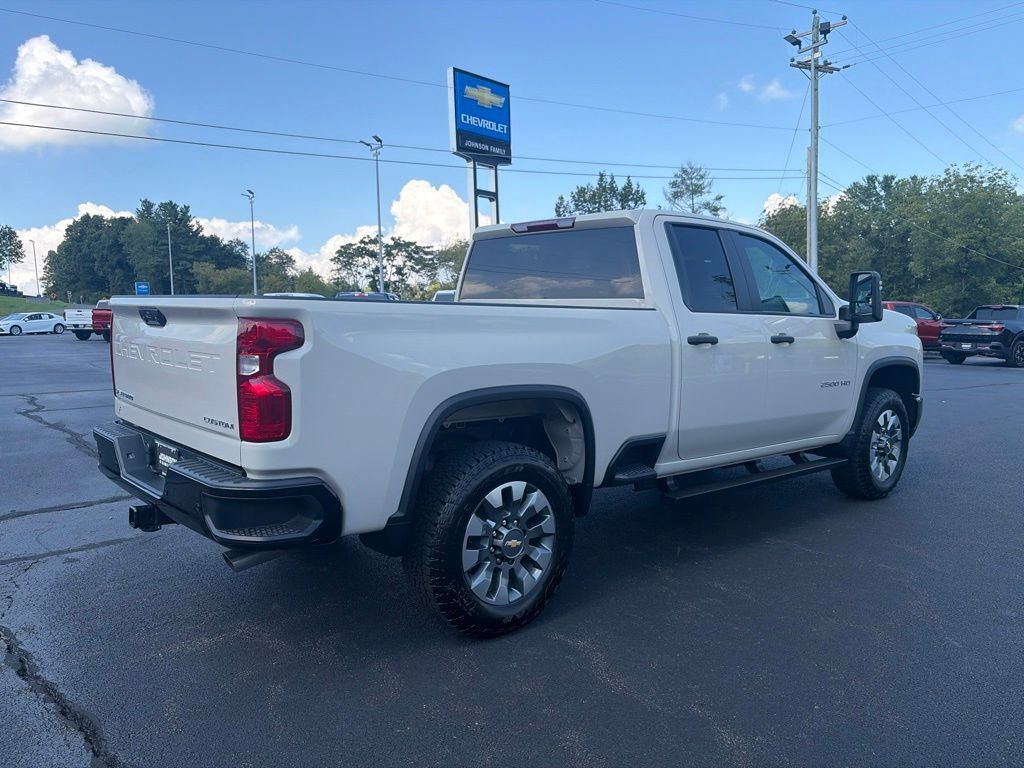 New 2026 Chevrolet Silverado 2500 Custom w/ Custom Value Package AWD/4WD image 8
