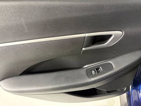 Used 2021 Hyundai Sonata SE w/ Preferred Accessory Package image 37