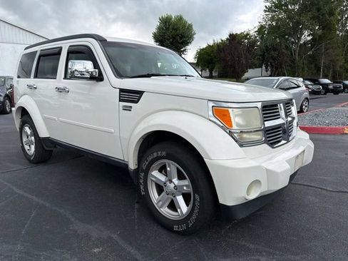 Used 2008 Dodge Nitro SLT AWD/4WD image 2