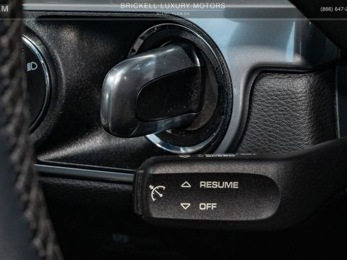 Used 2018 Porsche 911 Carrera image 34