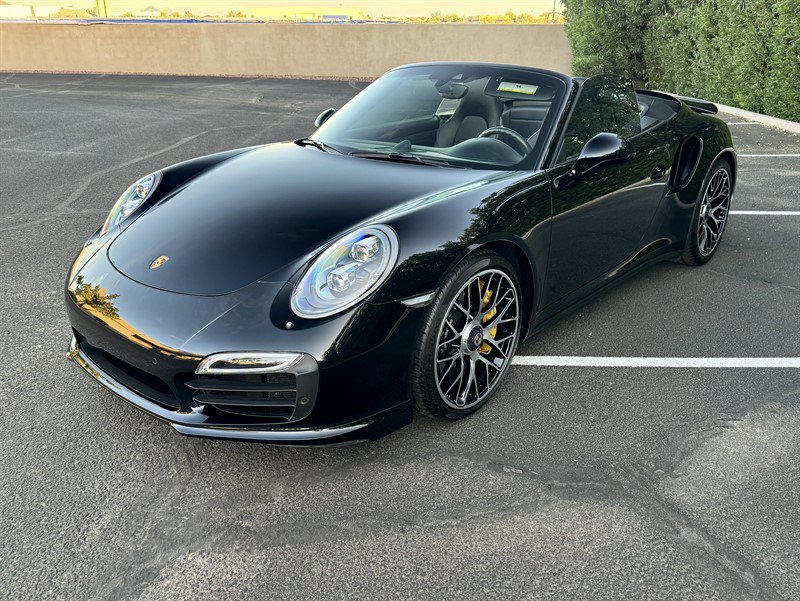 Used 2015 Porsche 911 Turbo S w/ High-end Infotainment Package AWD/4WD image 4