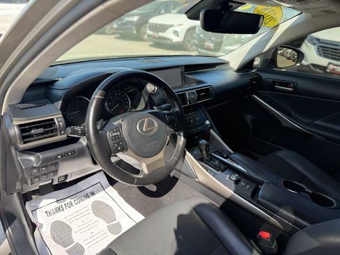 Used 2018 Lexus IS 350 AWD image 14