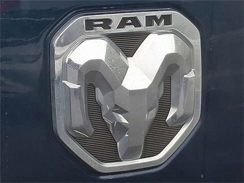 Used 2024 RAM 1500 Laramie image 30
