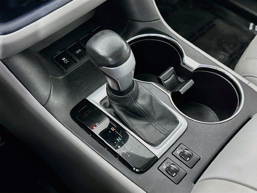 Used 2016 Toyota Highlander XLE FWD image 20