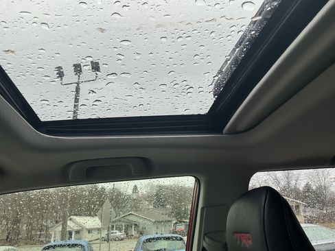 Used 2022 Toyota 4Runner TRD Off-Road Premium image 27