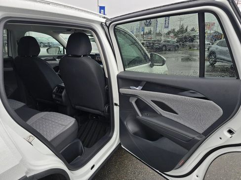 New 2026 Volkswagen Tiguan S image 37