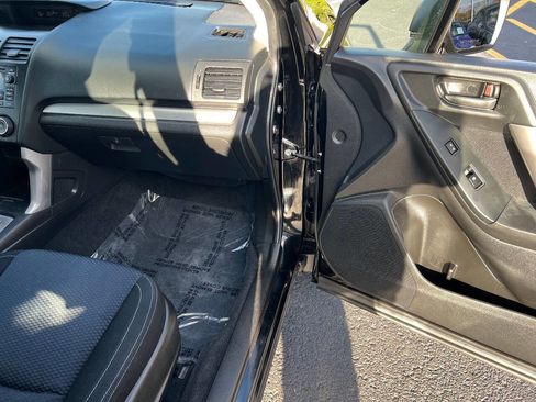 Used 2014 Subaru Forester 2.5i image 26