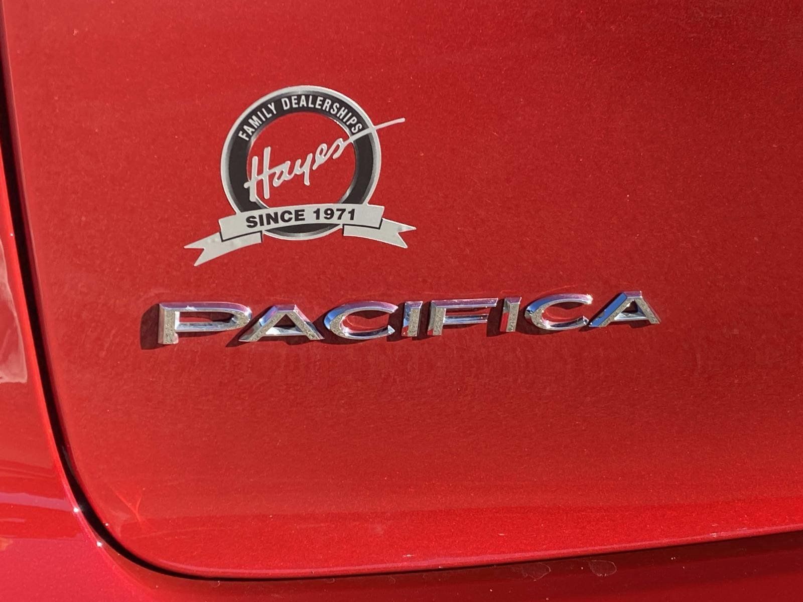 New 2026 Chrysler Pacifica Select FWD image 4