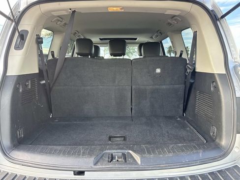 Used 2024 Nissan Armada SL image 8