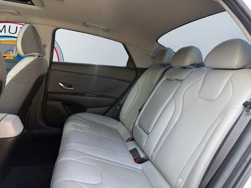 Used 2021 Hyundai Elantra Limited w/ Cargo Package image 21