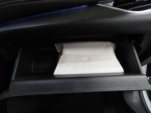 Used 2017 Chevrolet Malibu LT w/ Leather Package FWD image 39