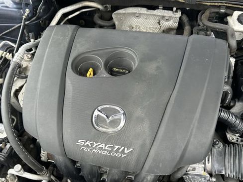 Used 2018 MAZDA MAZDA3 Touring FWD image 32