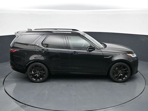 Used 2024 Land Rover Discovery Dynamic SE image 22