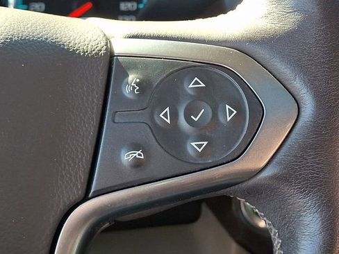 Used 2017 Chevrolet Suburban Premier AWD/4WD image 23