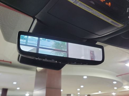 New 2025 Lexus RX 450h AWD w/ Luxury Package image 15