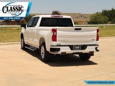 Used 2024 Chevrolet Silverado 1500 RST w/ Z71 Off-Road Package AWD/4WD image 8