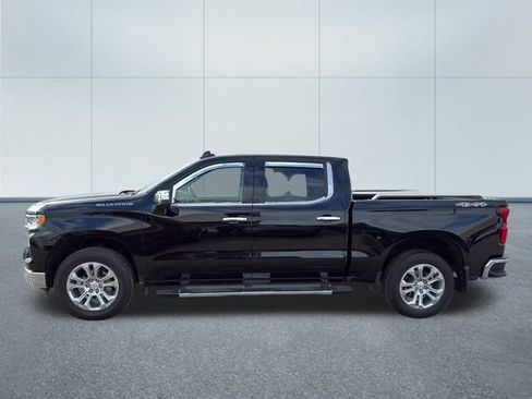 Used 2025 Chevrolet Silverado 1500 LTZ image 2