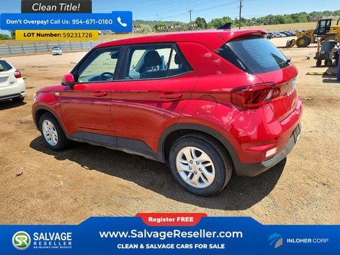 Used 2022 Hyundai Venue SE FWD image 3