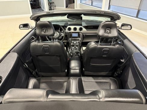 Used 2020 Ford Mustang GT Premium image 40