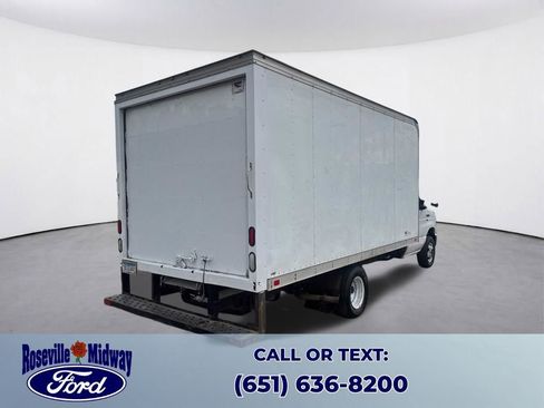 Used 2011 Ford E-350 and Econoline 350 Super Duty w/ Payload Pkg RWD image 8