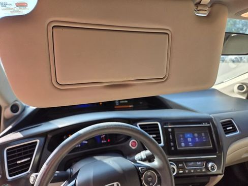 Used 2015 Honda Civic EX image 17