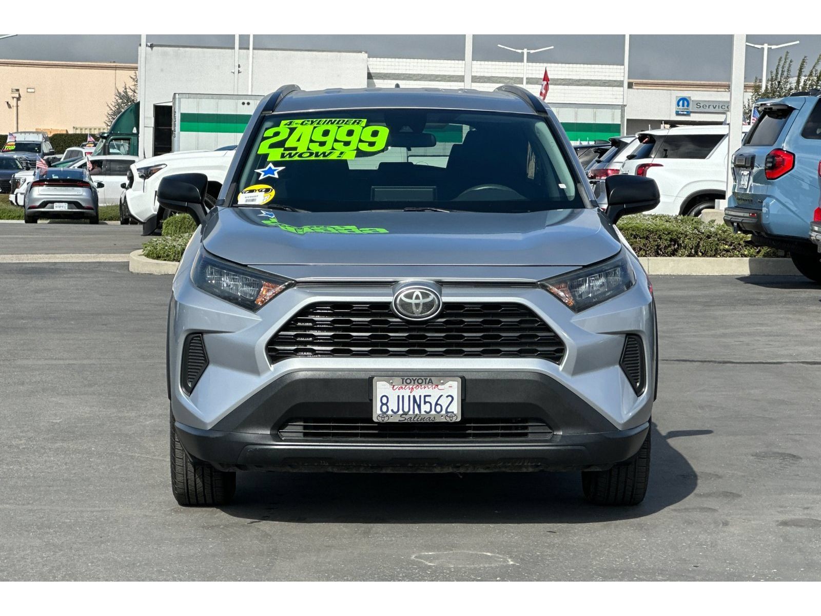 Used 2019 Toyota RAV4 LE w/ Carpet Mat Package FWD image 9