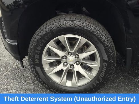 Used 2019 Chevrolet Silverado 1500 High Country w/ Z71 Off-Road Package AWD/4WD image 29