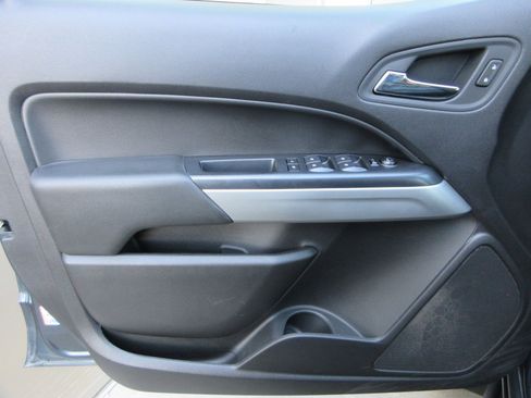 Used 2019 Chevrolet Colorado ZR2 AWD/4WD image 30