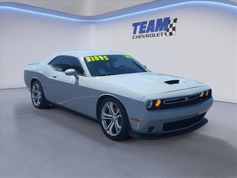 Used 2022 Dodge Challenger GT w/ Plus Package RWD image 5