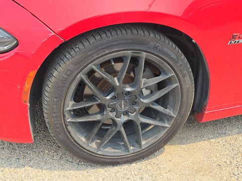 Used 2015 Dodge Charger R/T RWD image 7