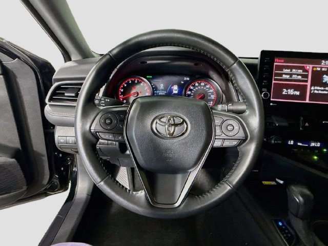 Used 2023 Toyota Camry XSE FWD image 12