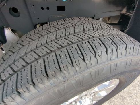 Used 2026 RAM 2500 Big Horn AWD/4WD image 10