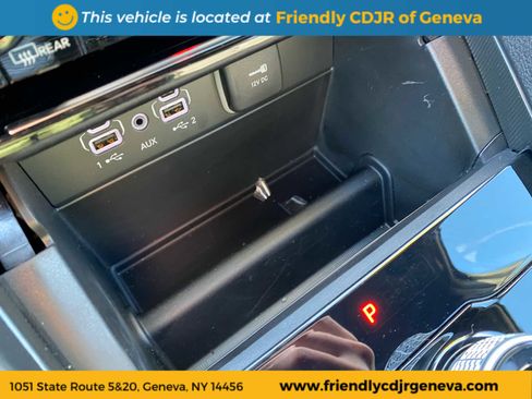 New 2025 Jeep Grand Cherokee Limited image 19