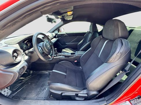 Used 2023 Toyota GR86 Premium image 20