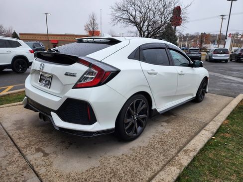 Used 2017 Honda Civic Sport Touring image 5
