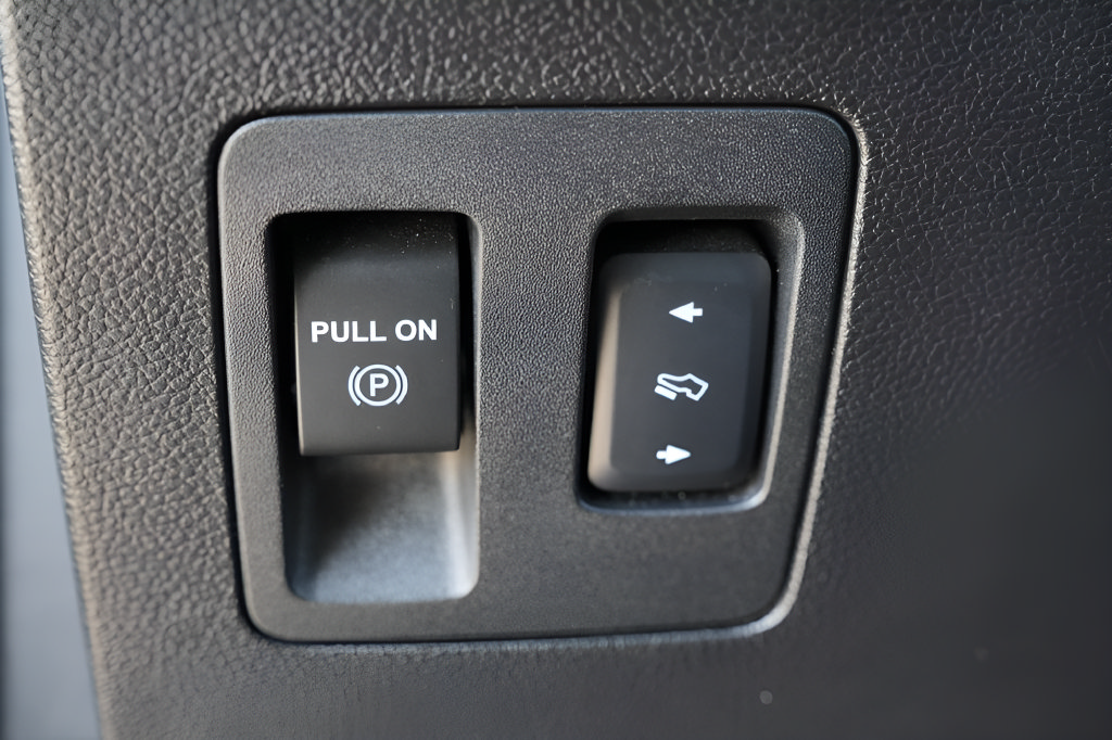 Used 2018 Ford F150 Lariat w/ Equipment Group 502A Luxury AWD/4WD image 28