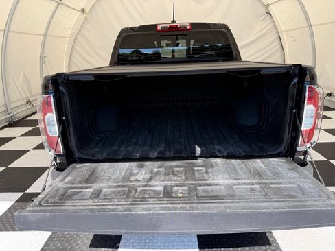 Used 2019 GMC Canyon All Terrain w/ Trailering Package AWD/4WD image 4