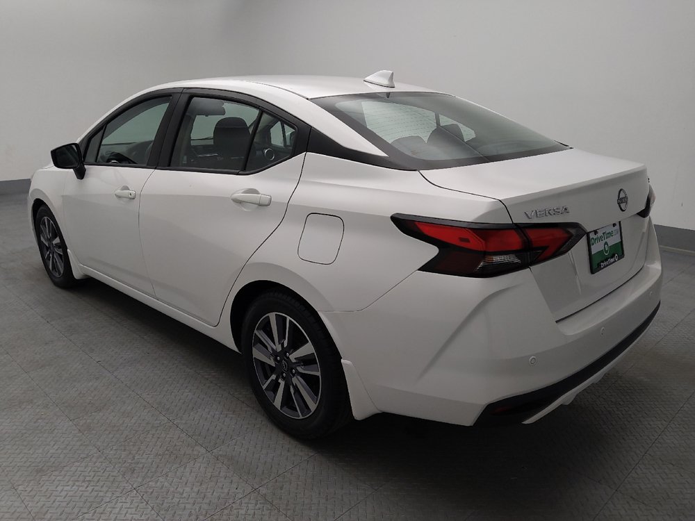 Used 2023 Nissan Versa SV w/ Trunk Package FWD image 5