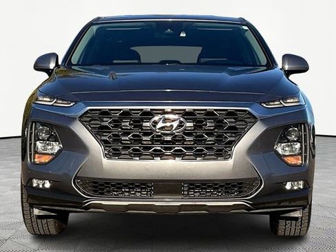 Used 2019 Hyundai Santa Fe SEL image 3